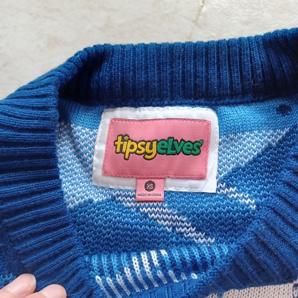 Tipsy Elves Romantic Sasquatch Ugly Christmas Sweater XS - Picture 9 of 9